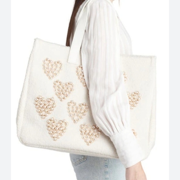 NWT BTB Los AngelesTeddy Be Mine Tote - Picture 3 of 13